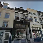 Hotel De Bronzen Koets