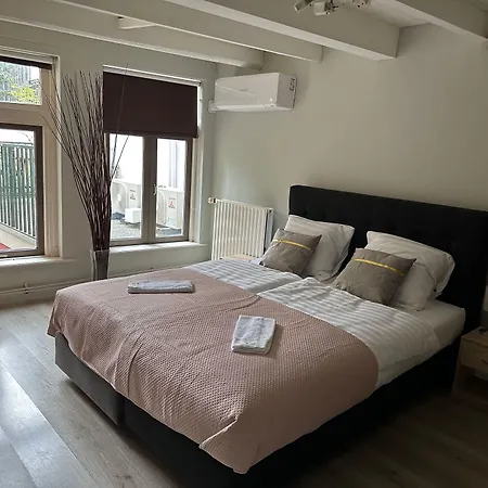 De Bronzen Koets Hotel