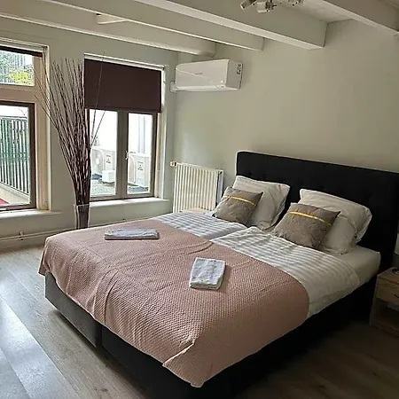 Hotel De Bronzen Koets