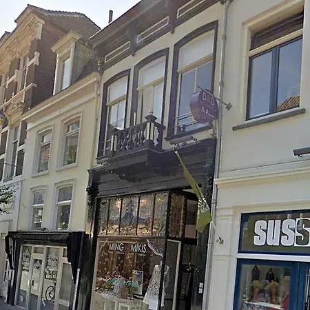 Hotel De Bronzen Koets 3*