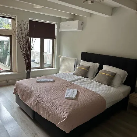Hotel De Bronzen Koets